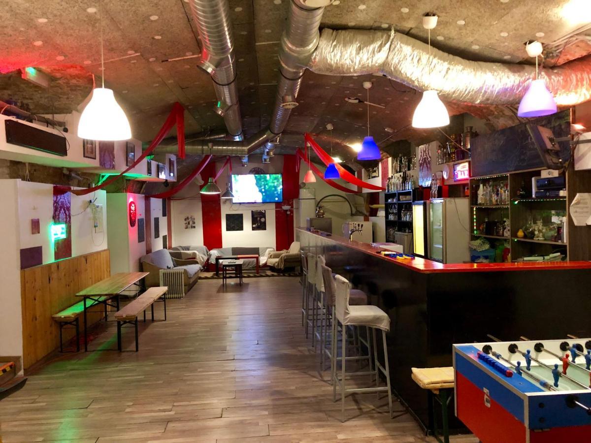 Whole Basement Former Pub For Stag Do, Bachelor House Party Flat * Будапешт